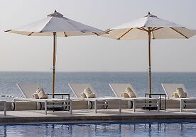 Ray Hotel by Cloud 7