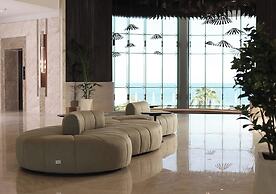 Ray Hotel by Cloud 7
