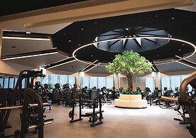 Ray Hotel by Cloud 7