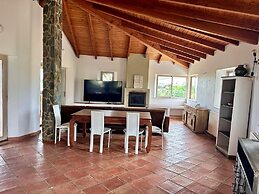 Villa With Pool, Meia Praia Beach, Lagos