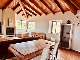 Villa With Pool, Meia Praia Beach, Lagos