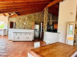 Villa With Pool, Meia Praia Beach, Lagos