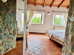 Villa With Pool, Meia Praia Beach, Lagos