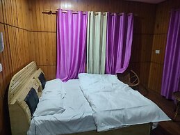Giggle Guest House