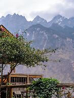 Tiger Leaping Gorge yachajiao Manor