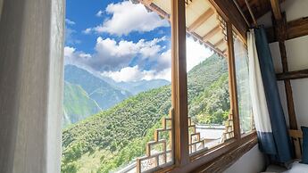 Tiger Leaping Gorge yachajiao Manor