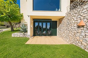 Studio Aspilon Pool and Mountain Views Near Drama