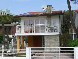 Seafront Flat With Covered Patio