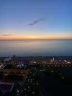 Batumi Orbi City Lux Studio MK