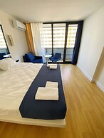 Batumi Orbi City Lux Studio MK