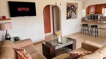 Elegante Condo en Marina 2BR 2Bath