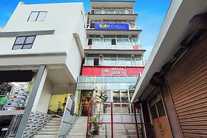 Fabhotel Bob'S