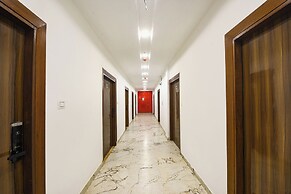 Fabhotel Moonlight