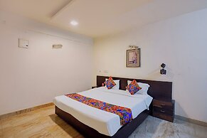 Fabhotel Move Inn