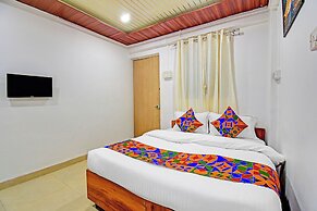 Fabhotel Om Sai