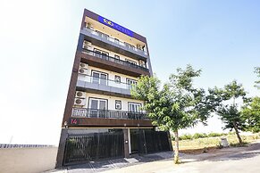 Fabhotel Prime Hush & Suites
