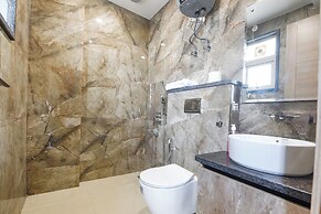 Fabhotel Prime Hush & Suites