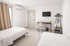 Alicante Beach Hostel