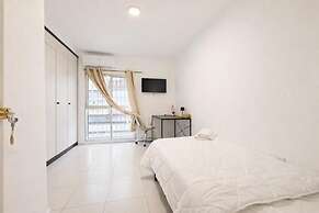 Alicante Beach Hostel