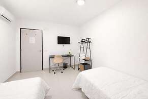 Alicante Beach Hostel