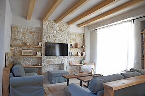 Village Escape House by CorfuEscapes