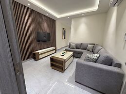 003jre Apartment With Stunning Boulevar