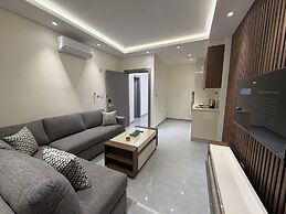 003jre Apartment With Stunning Boulevar