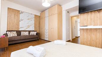 Fems Luxury 3-level Home w Private Jacuzzi
