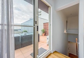 Exclusive Stays - Boulevard Penthouse