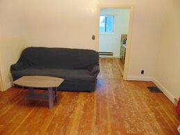 Just You Vacation Home - Main floor use