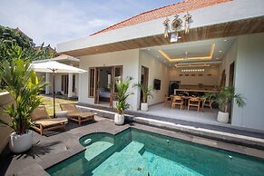 Umalas Jungle Villa