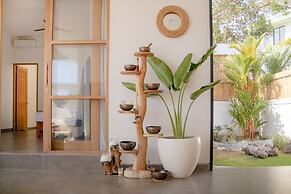 Cantik Maria Villa