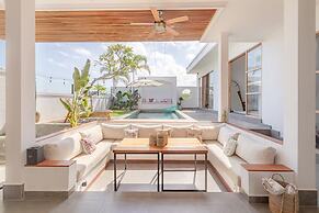 Cantik Maria Villa