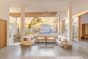 Cantik Maria Villa