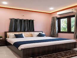 Hotel JK Blue Heaven
