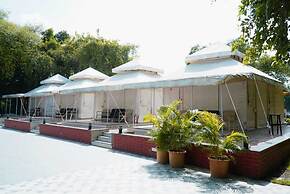 Unwind Resort