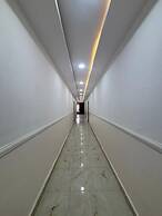 Manjeet Hotel & Restaurant
