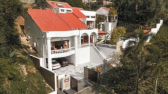 40Pax Bangsar Luxe Pool Villa by Verano