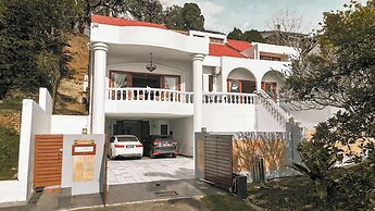 40Pax Bangsar Luxe Pool Villa by Verano