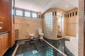 40Pax Bangsar Luxe Pool Villa by Verano