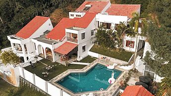 40Pax Bangsar Luxe Pool Villa by Verano