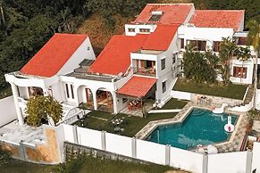 40Pax Bangsar Luxe Pool Villa by Verano