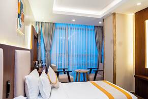 Grand Ambassador Business Hotel