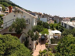 Deluxe Apartment Marghareta