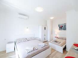 Deluxe Apartment Marghareta