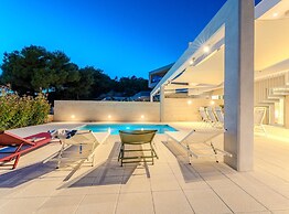 Villa Axia