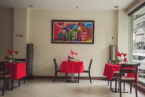 Olive Suites