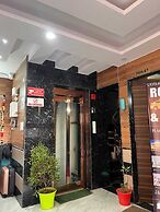 hotel royal raj