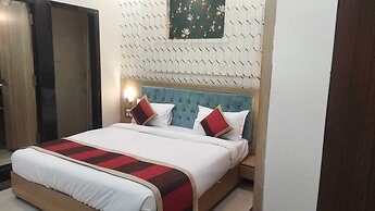 Aora Hotels And Villas