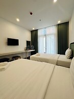 Blue Hotel Phu Quoc Sunset Town